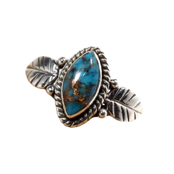 Vintage Style Leaf and Turquoise Ring - Picture 3 of 3
